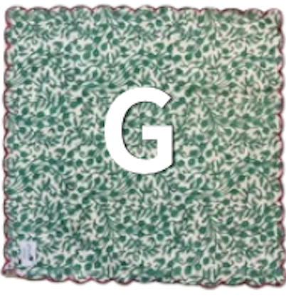縁取り刺繍の上品ハンカチ