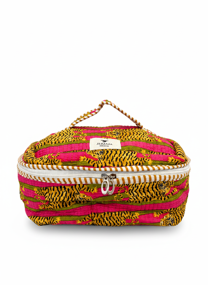 【大きめバニーポーチ】日常にときめきを。私だけの特別を詰め込むポーチ