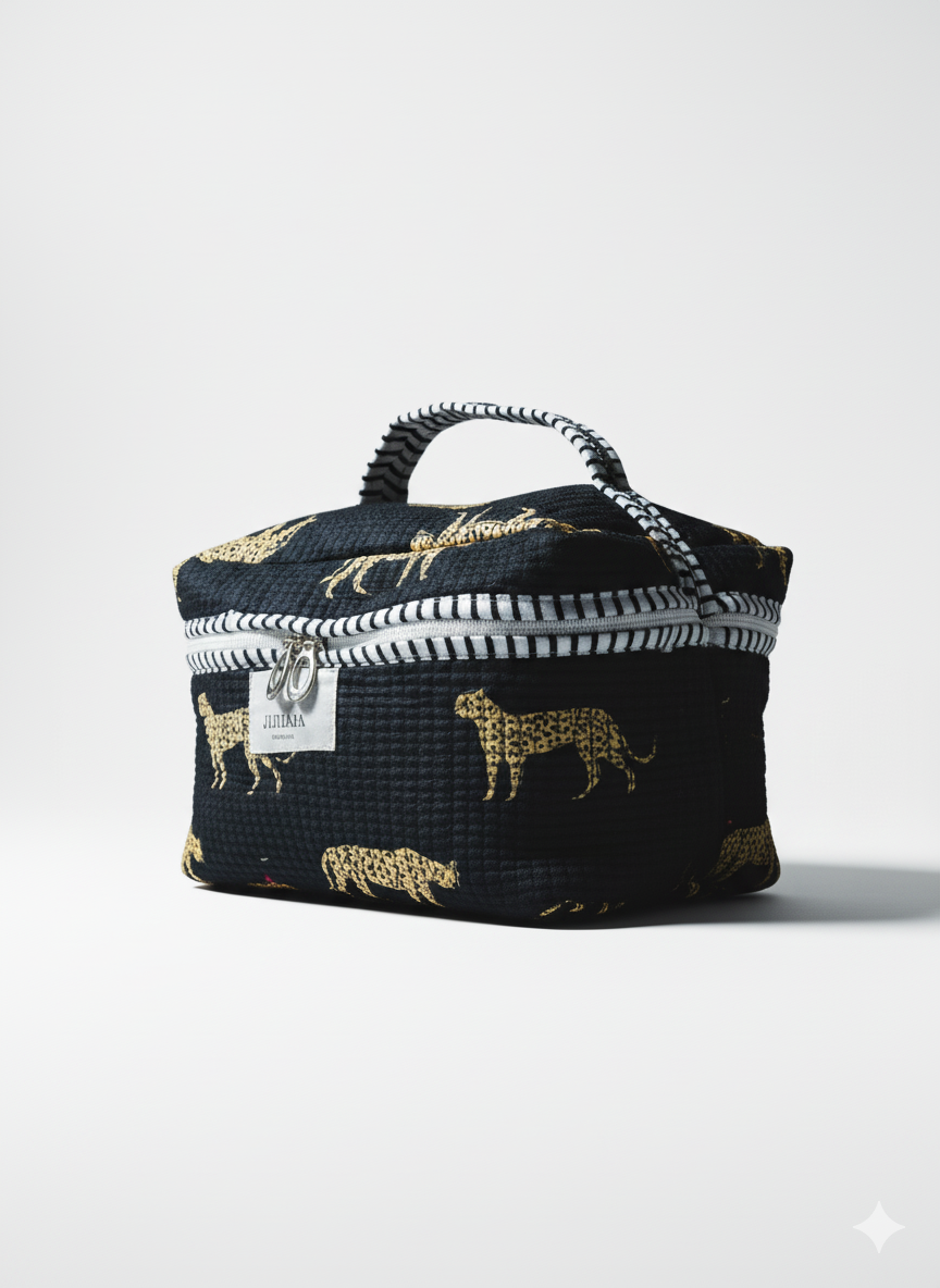 【大きめバニーポーチ】日常にときめきを。私だけの特別を詰め込むポーチ